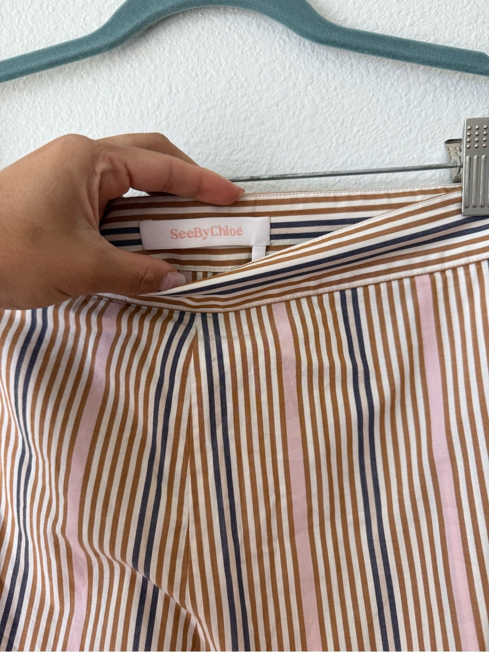 See By Chloe Multicolor Striped Short - Picture 4 of 10